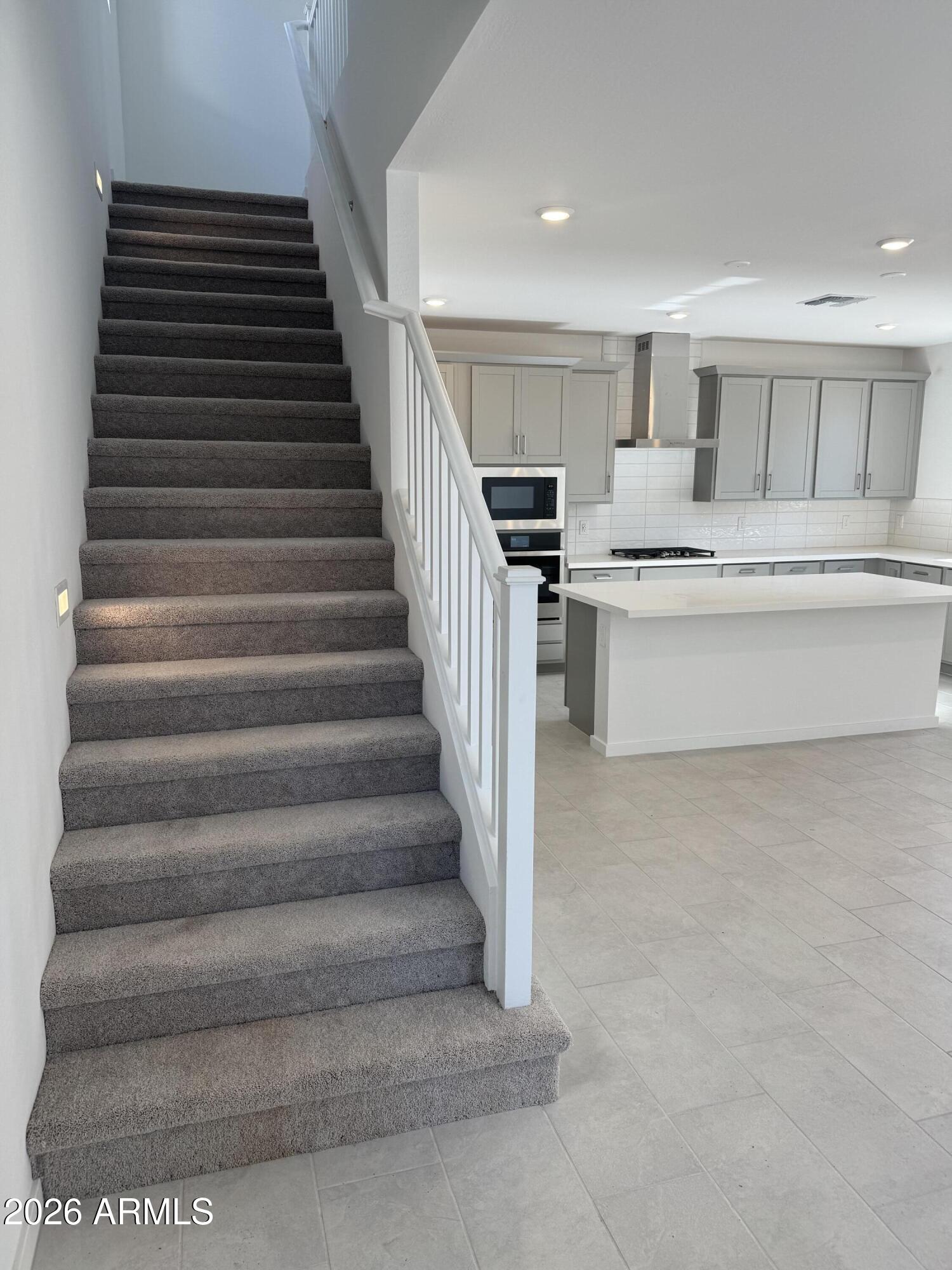 2460 West Maximo Way Phoenix, AZ 85085 - Photo 7 of 14 a view of entryway and hall