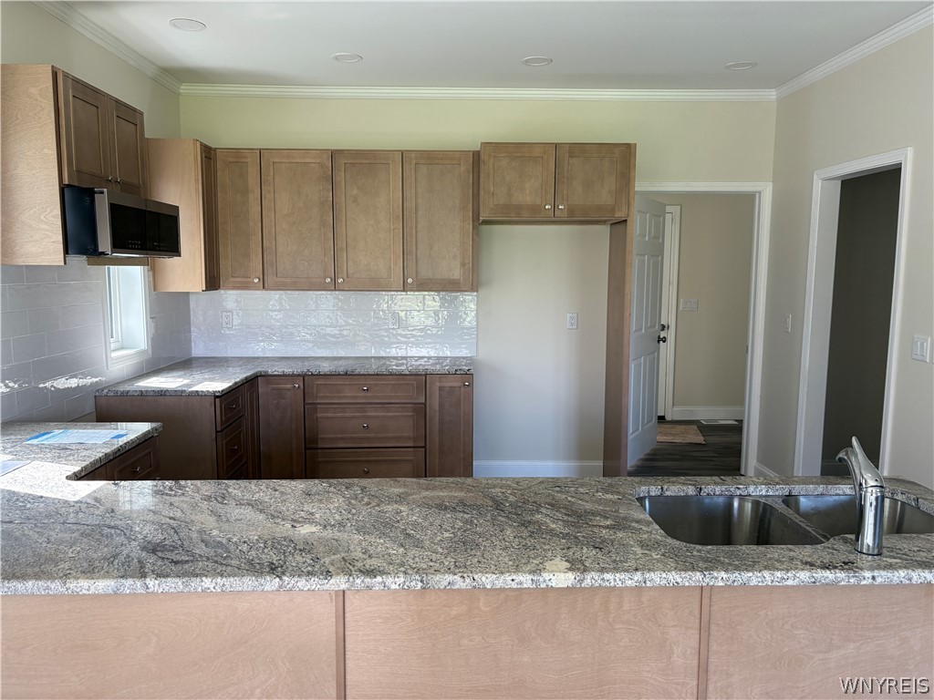 5200 Berg Road West Seneca, NY 14218 - Photo 8 of 43