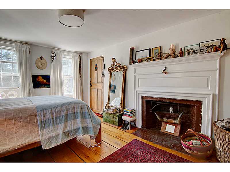 49 Church Street Warren, RI 02885 - Photo 11 of 25 Bedroom.