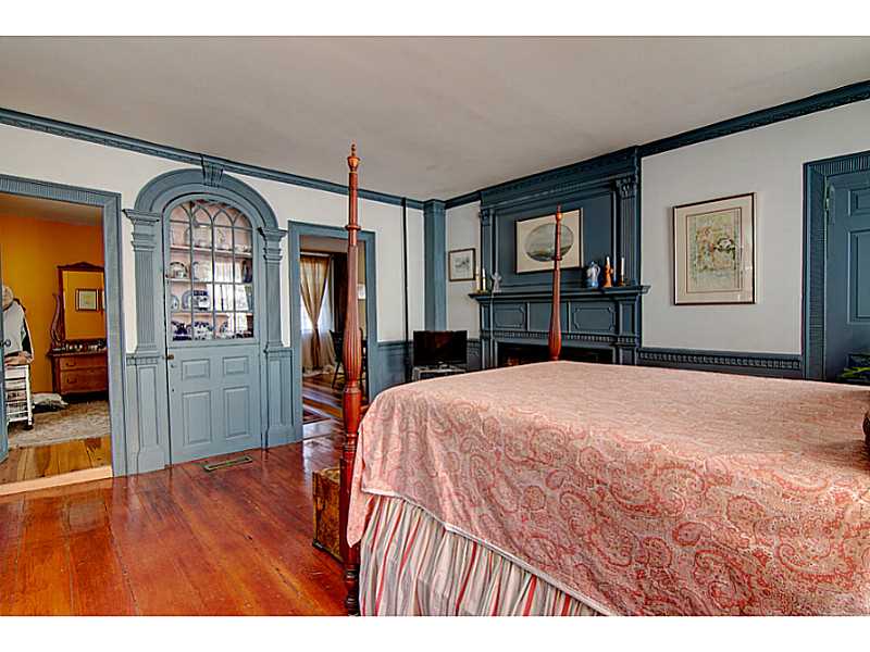 49 Church Street Warren, RI 02885 - Photo 12 of 25 Bedroom.