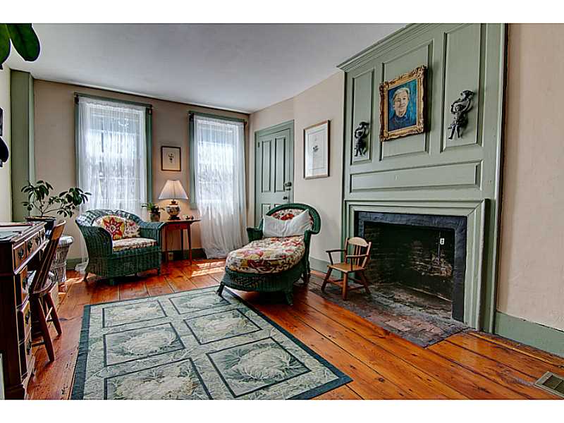 49 Church Street Warren, RI 02885 - Photo 15 of 25 Den/Family/Great Room.