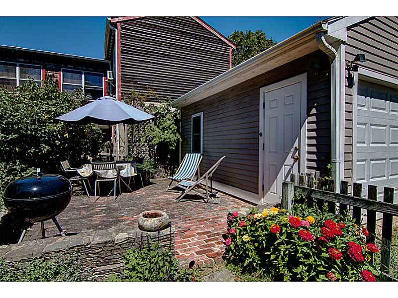49 Church Street Warren, RI 02885 - Photo 23 of 25 Patio/Deck.