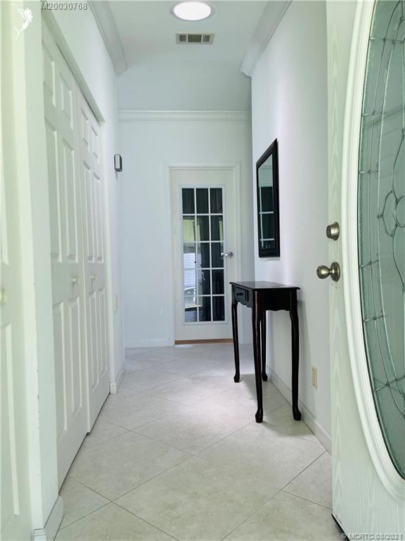7009 Southeast Ridgeway Terrace Hobe Sound, FL 33455 - Photo 4 of 19 Gallery Image 4