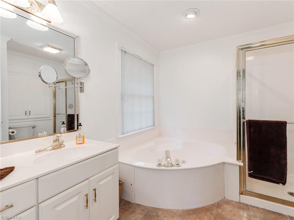 4496 Cotswold Road Pfafftown, NC 27040 - Photo 20 of 35 Gallery Image 20