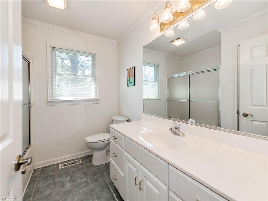 4496 Cotswold Road Pfafftown, NC 27040 - Photo 25 of 35 Gallery Image 25