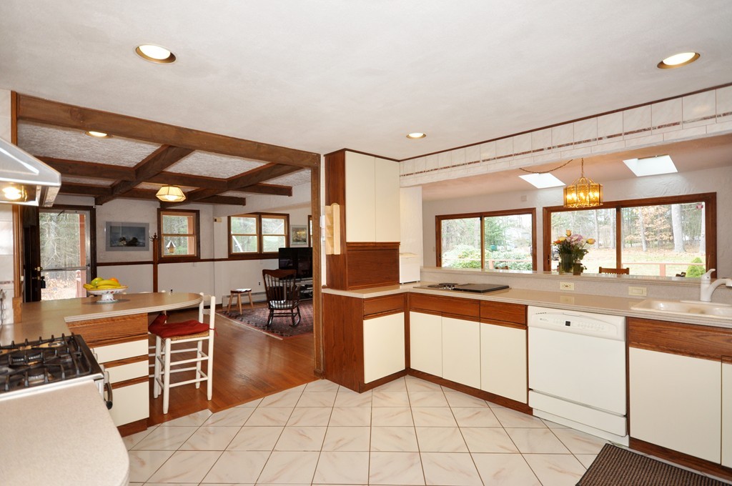 140 Liberty Square Road Boxborough, MA 01719 - Photo 13 of 29