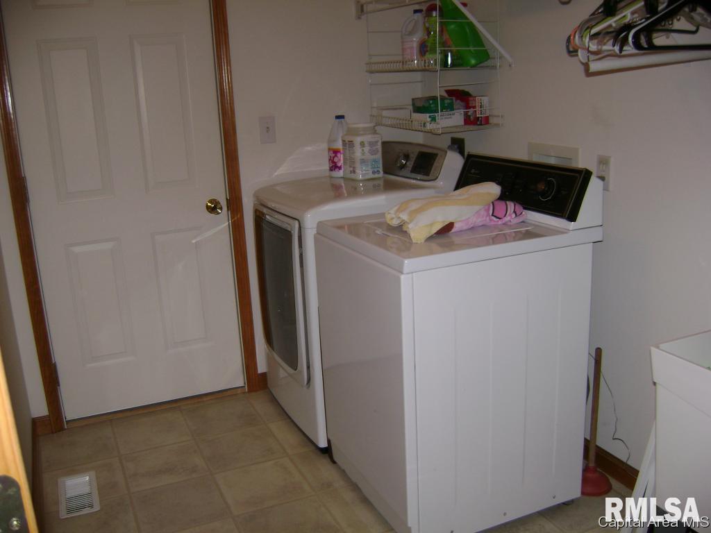2719 Kitty Hawk Court Springfield, IL 62711 - Photo 20 of 20