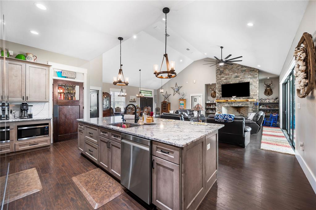 15383 Evans Ranch Road Lakeland, FL 33809 - Photo 17 of 88 Gallery Image 17