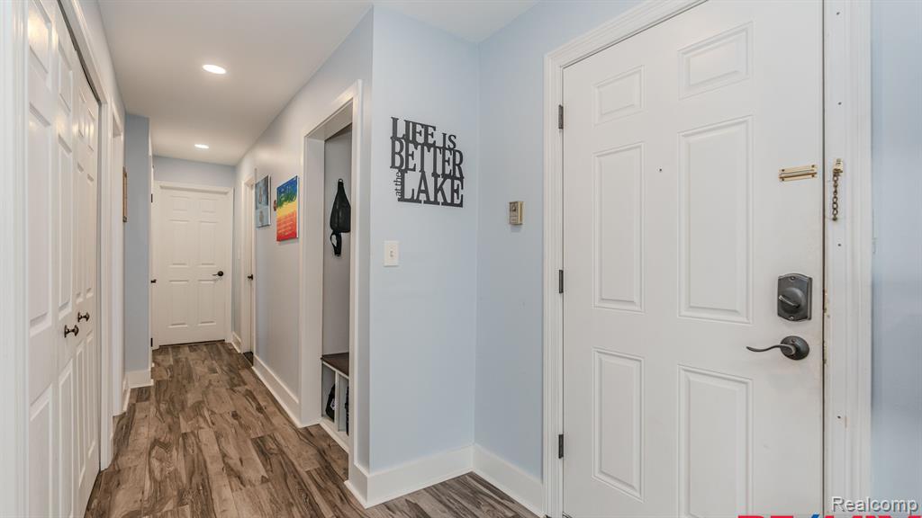 1629 Cass Lake Road, Unit C Keego Harbor, MI 48320 - Photo 15 of 40