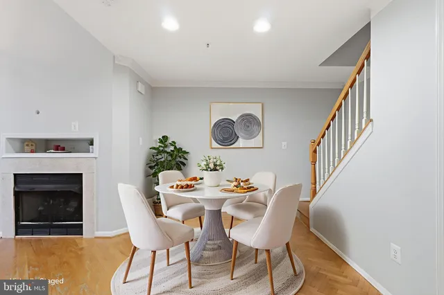 $575,000 | 1934 Crescent Park Drive, Unit 28A, Reston, VA 20190