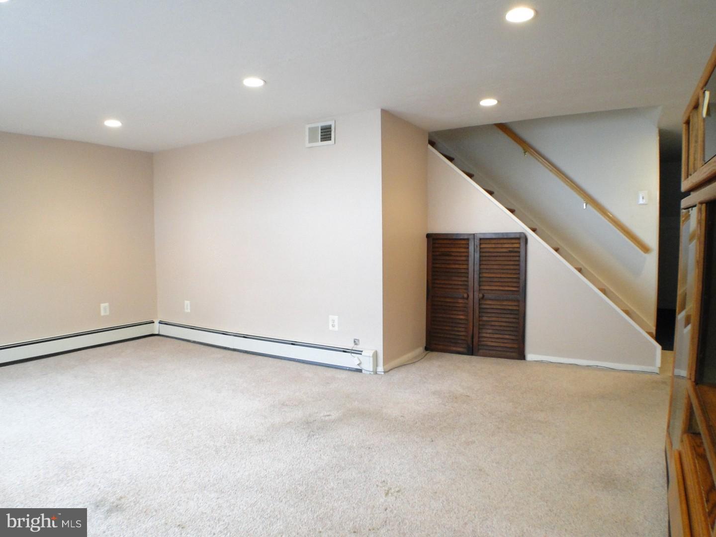 10812 Rayland Road Philadelphia, PA 19154 - Photo 22 of 25 Gallery Image 22