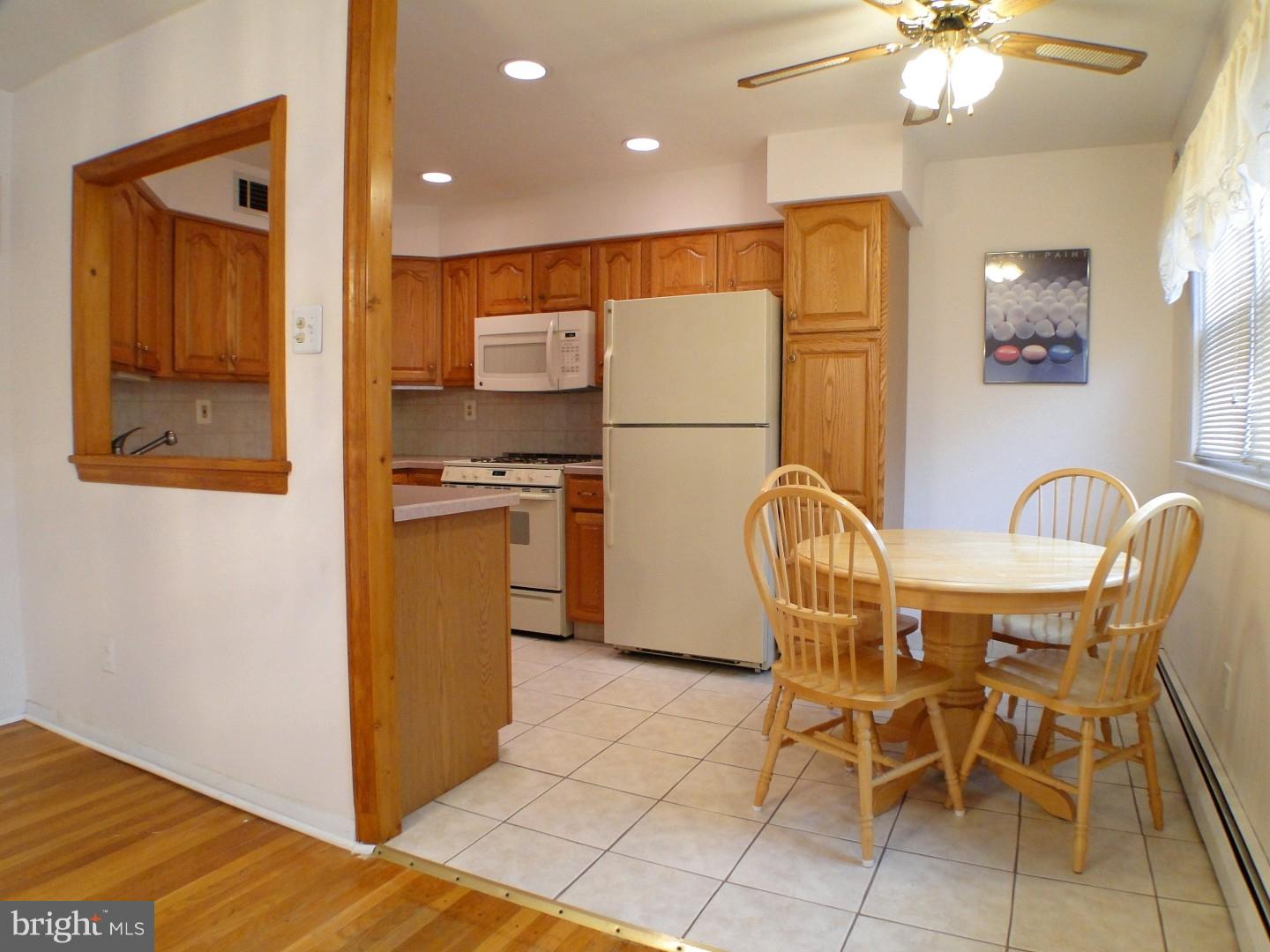 10812 Rayland Road Philadelphia, PA 19154 - Photo 7 of 25 Gallery Image 7