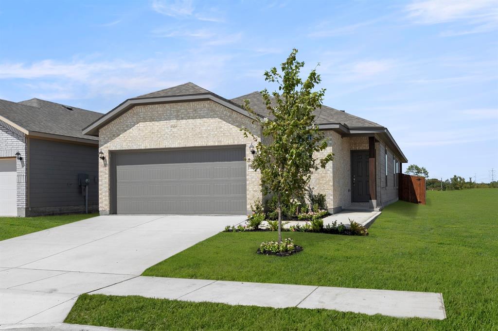 1715 Riverside Trail Blue Ridge, TX 75424 - Photo 2 of 27 02. 1715 Riverside - Front (2)