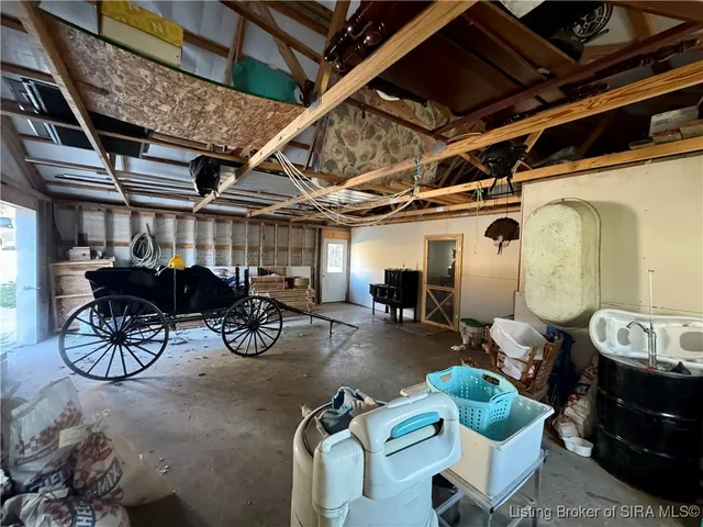 $214,900 | 9781 East New Philadelphia Road, Salem, IN 47167