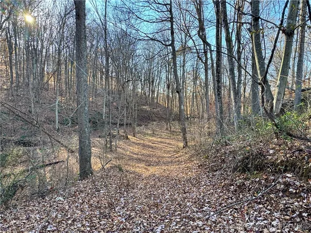 $214,900 | 9781 East New Philadelphia Road, Salem, IN 47167