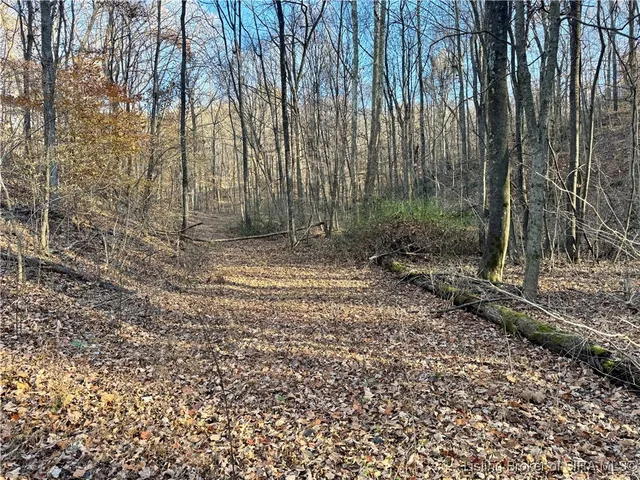 $214,900 | 9781 East New Philadelphia Road, Salem, IN 47167