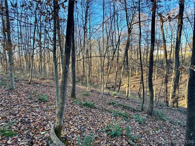 $214,900 | 9781 East New Philadelphia Road, Salem, IN 47167