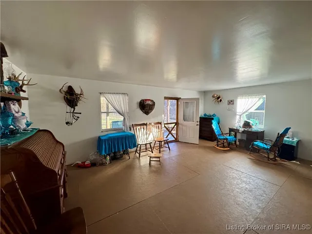 $214,900 | 9781 East New Philadelphia Road, Salem, IN 47167