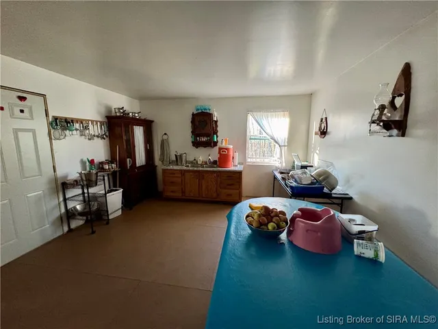 $214,900 | 9781 East New Philadelphia Road, Salem, IN 47167