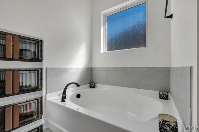 $365,000 | 6464 Soaring Drive, Gonzales, LA 70737