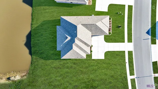 $365,000 | 6464 Soaring Drive, Gonzales, LA 70737