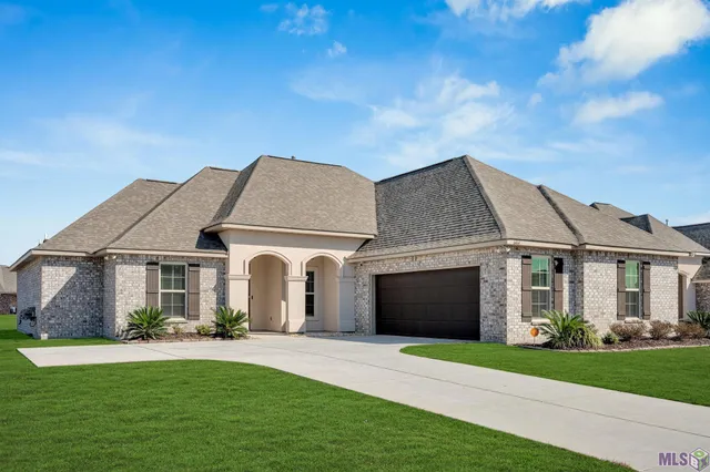 $365,000 | 6464 Soaring Drive, Gonzales, LA 70737