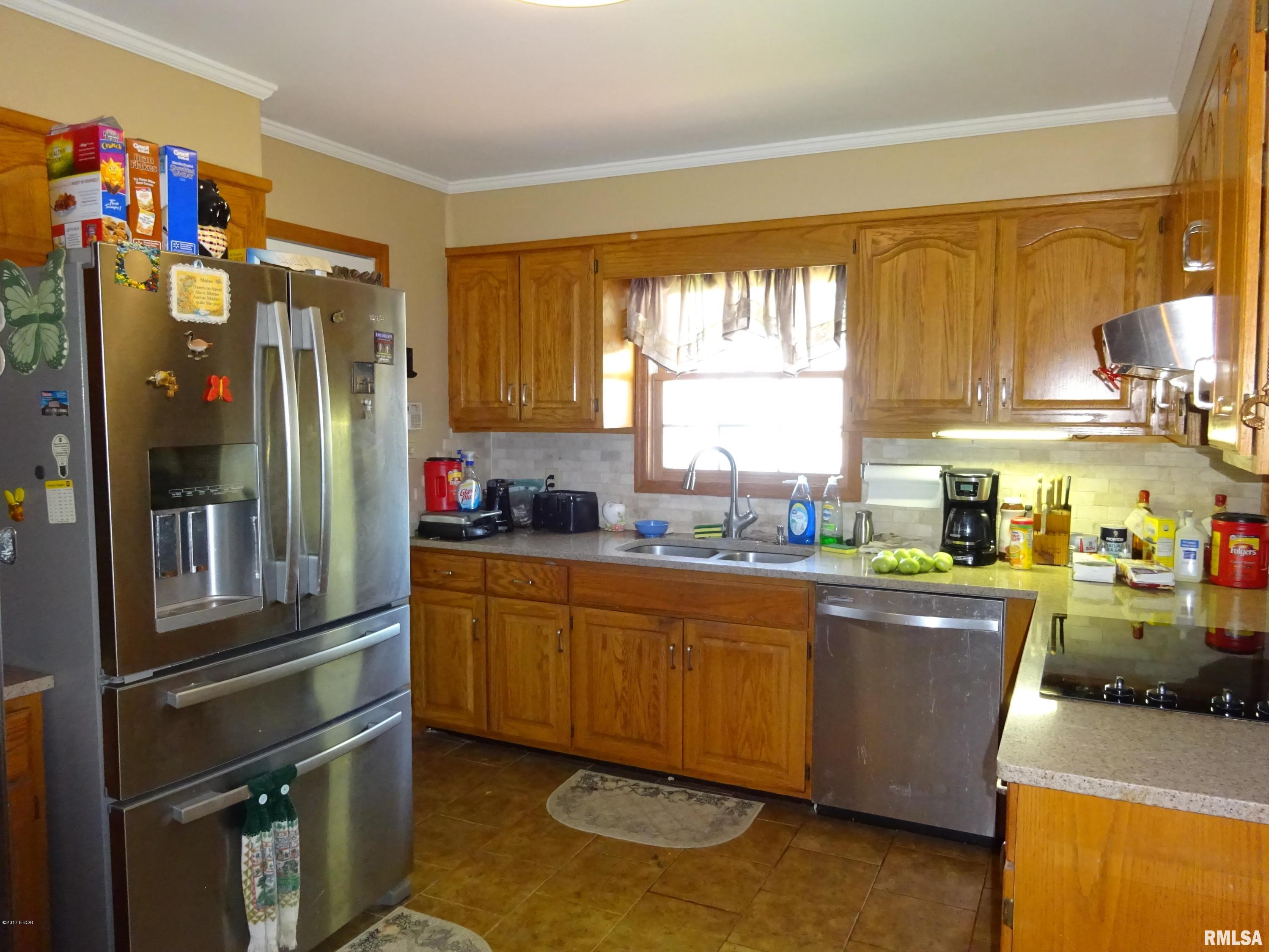 370 Walnut Grove Road Harrisburg, IL 62946 - Photo 5 of 21 Gallery Image 5