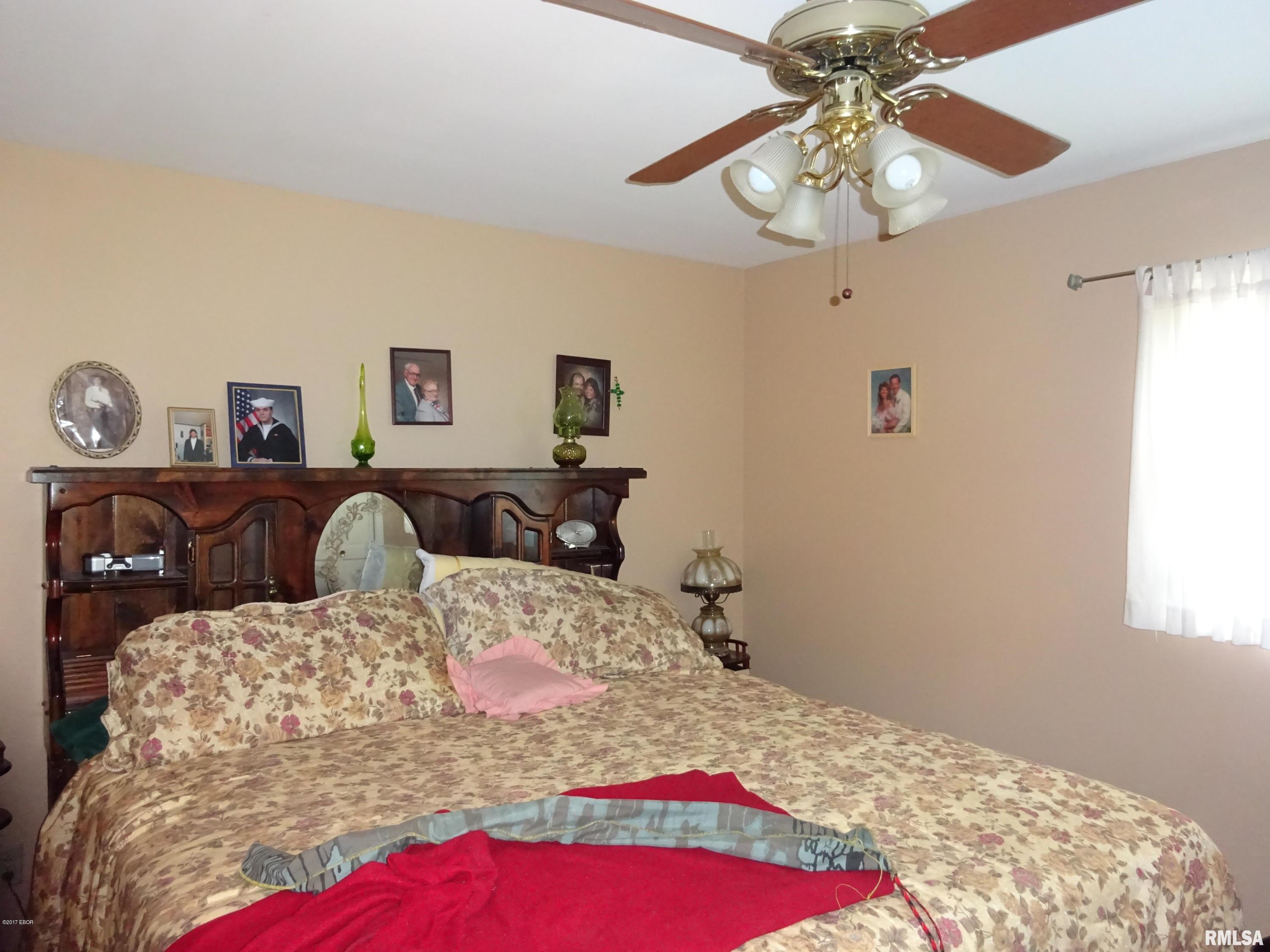 370 Walnut Grove Road Harrisburg, IL 62946 - Photo 8 of 21 Gallery Image 8