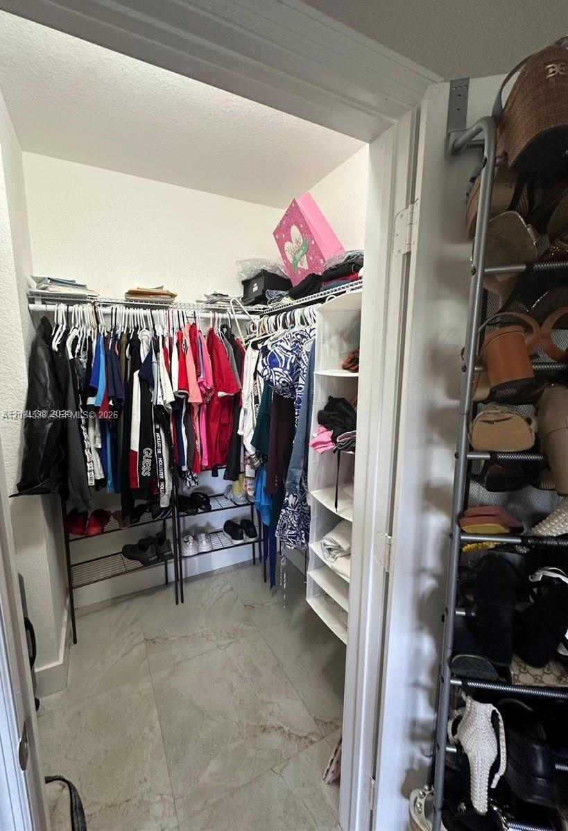 28407 Southwest 129th Place, Unit 28407 Homestead, FL 33033 - Photo 5 of 19