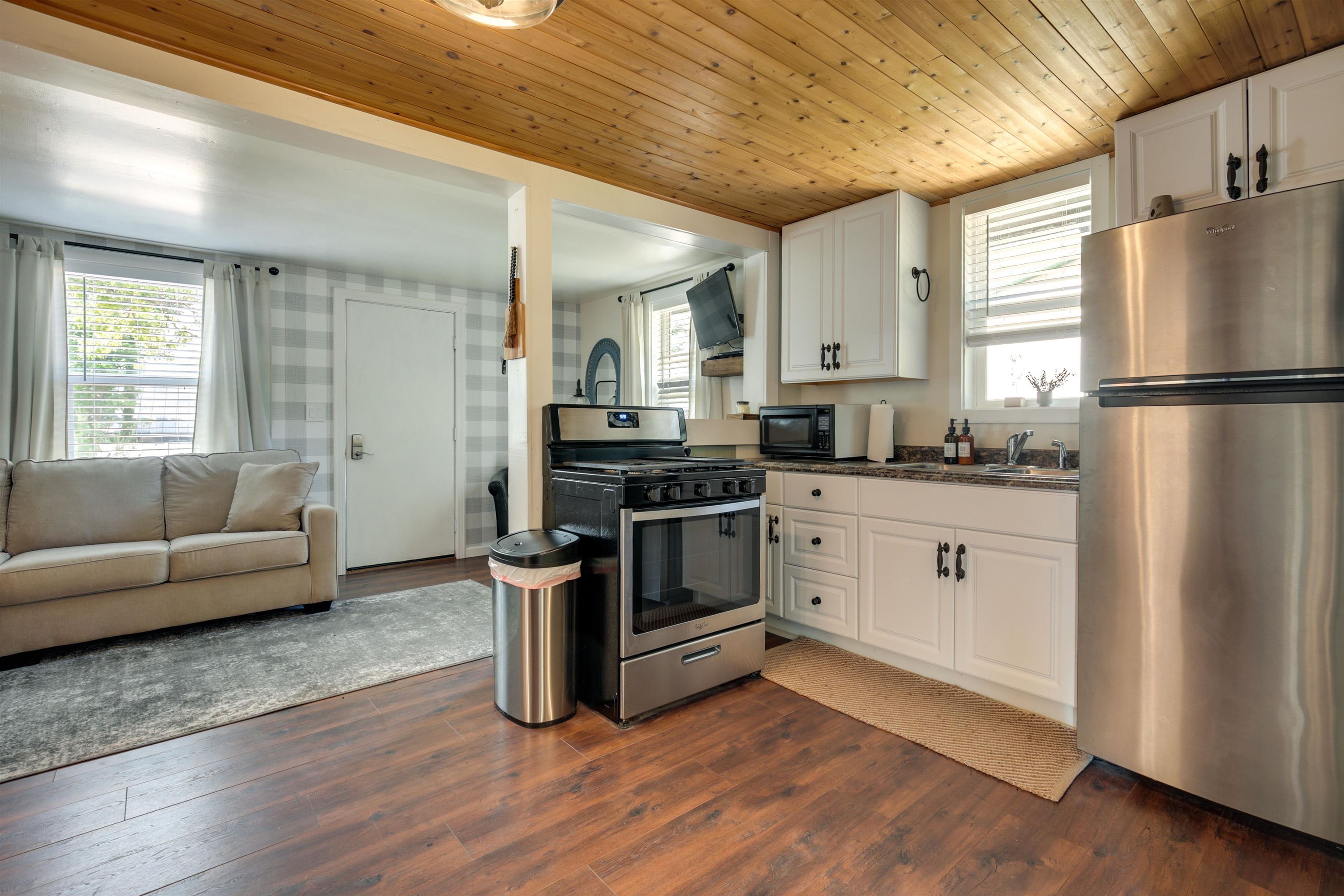 4846 Pike Bay Road, Unit 12 Eagle River, WI 54521 - Photo 9 of 29 Gallery Image 9