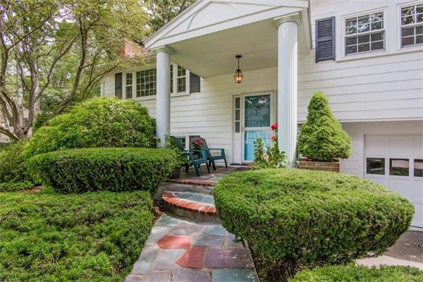 206 Alder Road Westwood, MA 02090 - Photo 4 of 30 Gallery Image 4