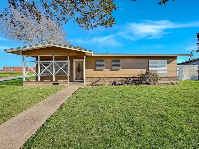 $219,900 | 4946 Hamlett Drive, Corpus Christi, TX 78415