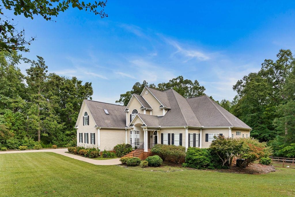 110 Wimbleton Road Union, SC 29379 - Photo 3 of 50