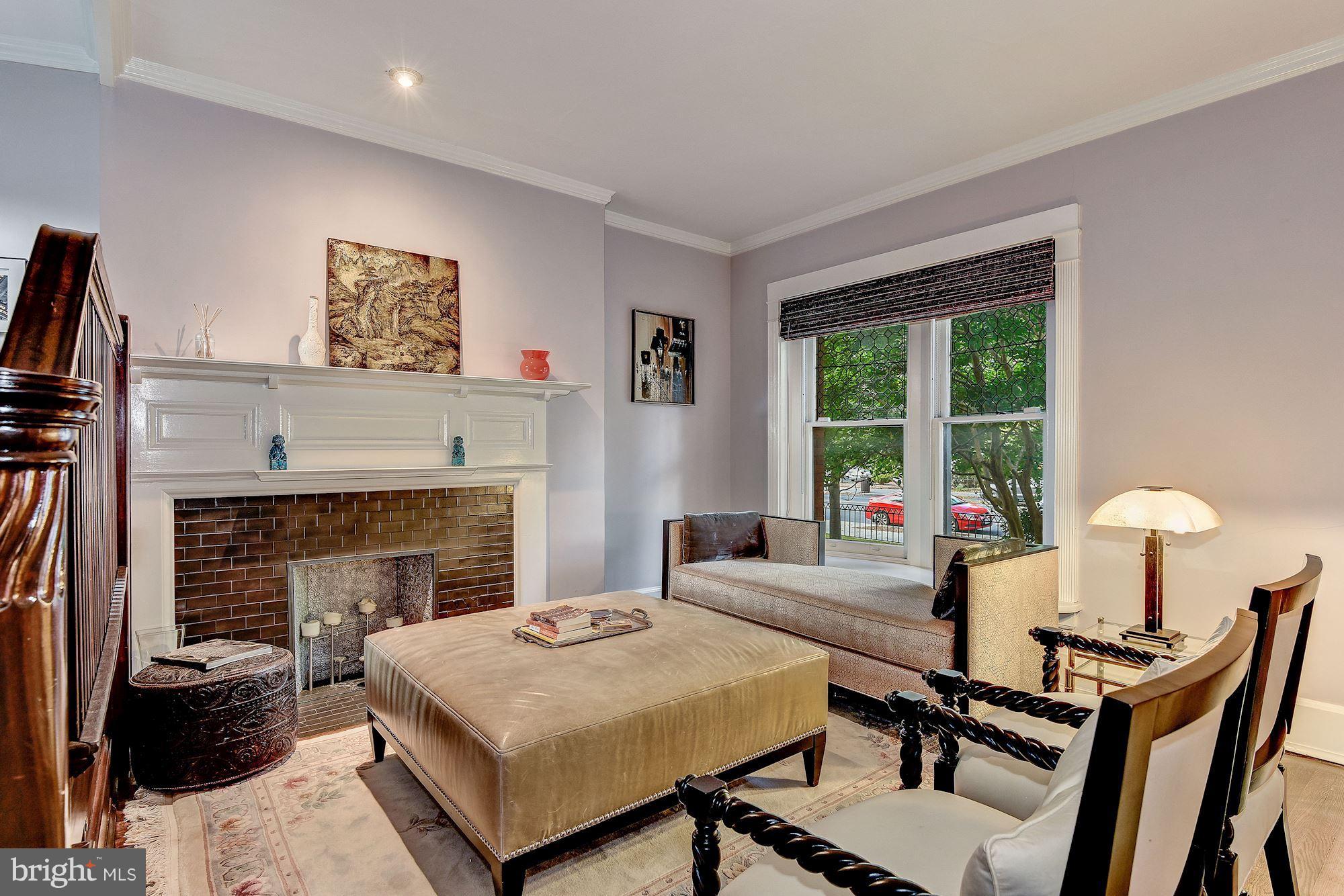 1905 16th Street Northwest Washington, DC 20009 - Photo 4 of 23 Living Room