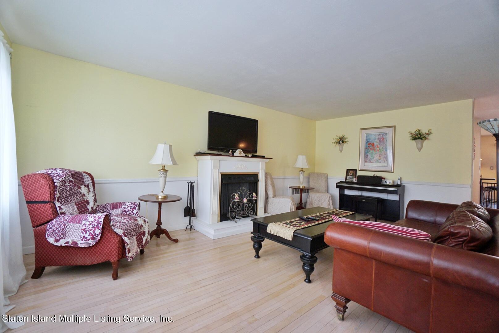 456 Riga Street Staten Island, NY 10306 - Photo 5 of 63 Photo Mar 09, 5 35 58 PM