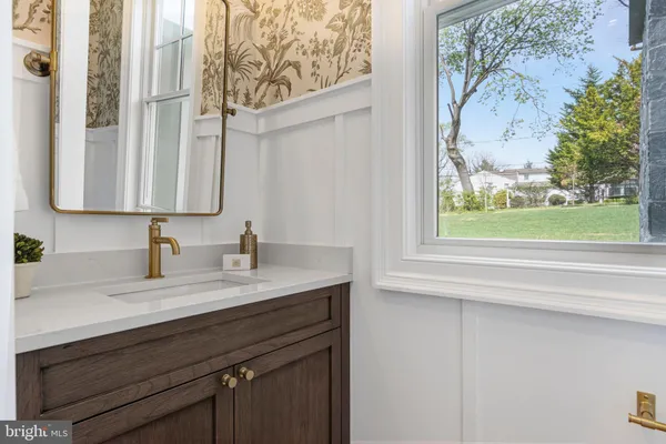 $3,524,990 | 474 Barclay Road, Bryn Mawr, PA 19010