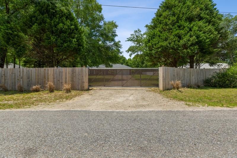 6020 Donald Guy Road Crestview, FL 32539 - Photo 3 of 75