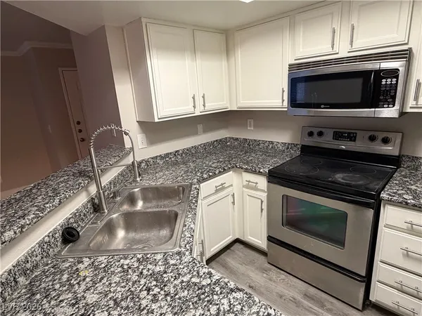$1,325 | 8600 West Charleston Boulevard, Unit 1104, Las Vegas, NV 89117