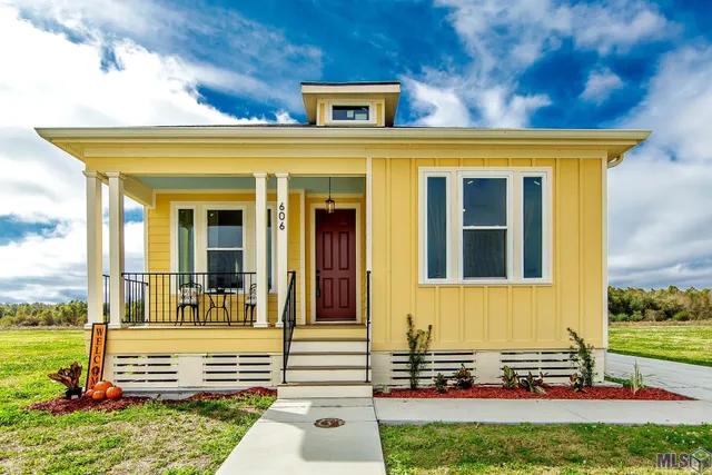 $229,000 | 606 Jean Charles Boulevard, Gray, LA 70359