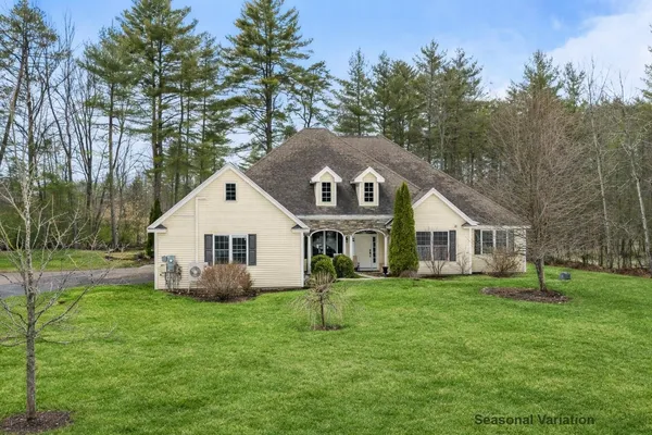 $879,900 | 79 Jefferson Road, Conway, NH 03813