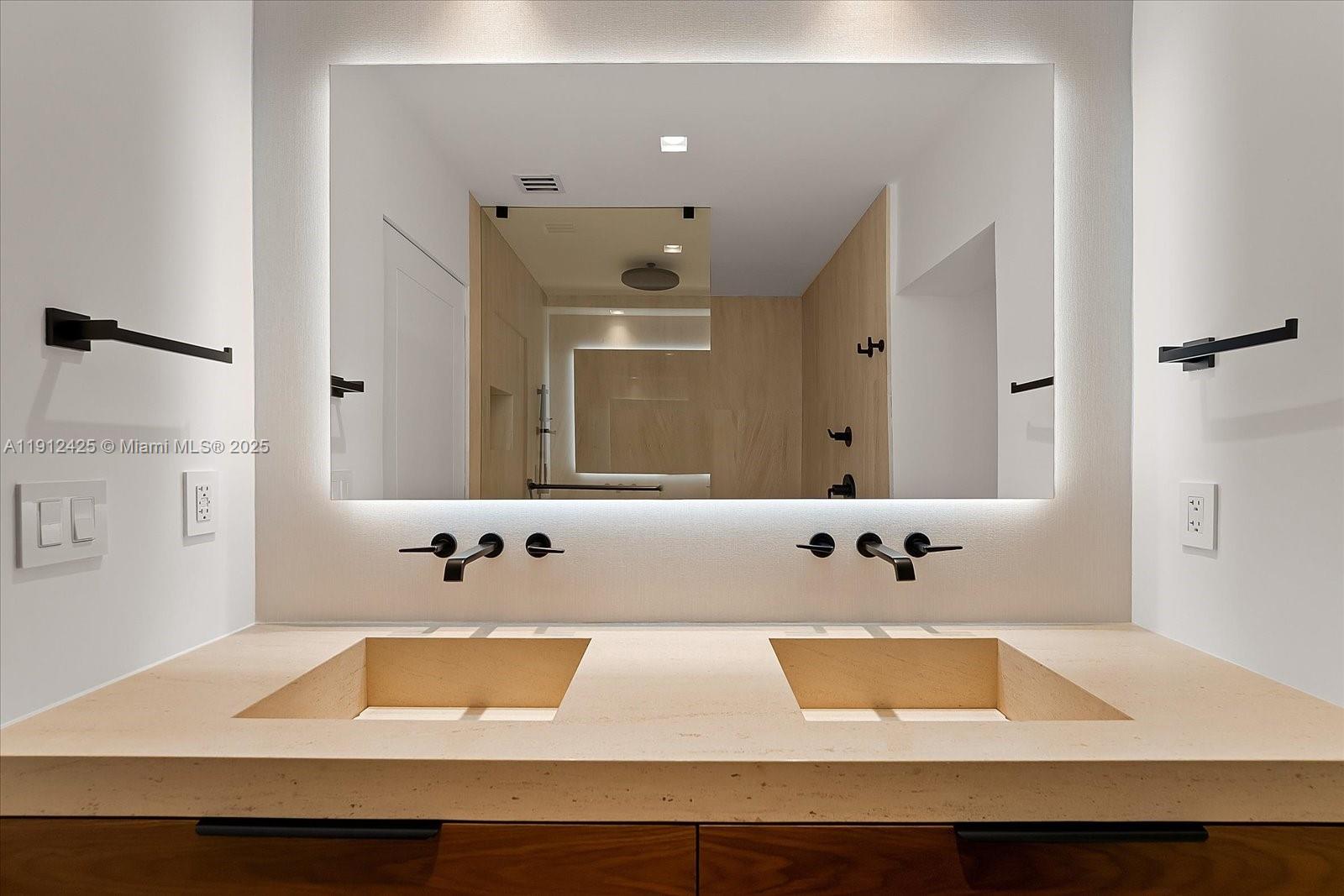 325 Gulf Road Key Biscayne, FL 33149 - Photo 31 of 51 a bathroom with a tub and sink