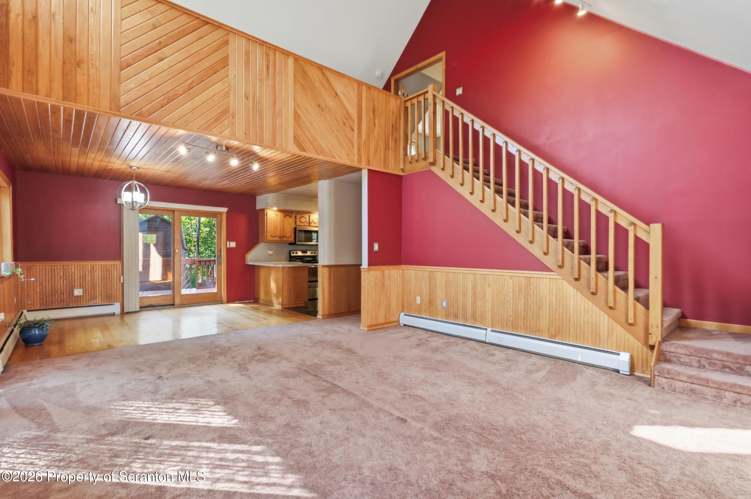 140 Sunset Street Carbondale, PA 18407 - Photo 5 of 46 140 sunset5