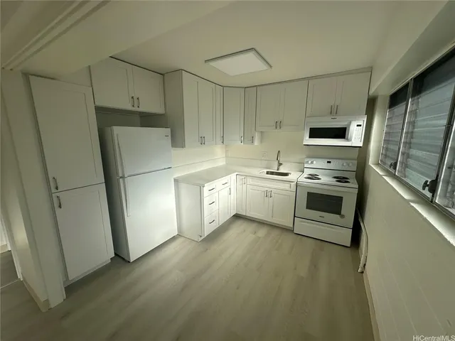 $2,200 | 1753 Malanai Street, Unit 1, Honolulu, HI 96826