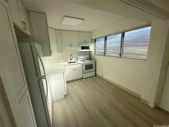 $2,200 | 1753 Malanai Street, Unit 1, Honolulu, HI 96826