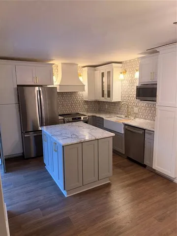 $2,795 | 712 1st Court, Palm Harbor, FL 34684