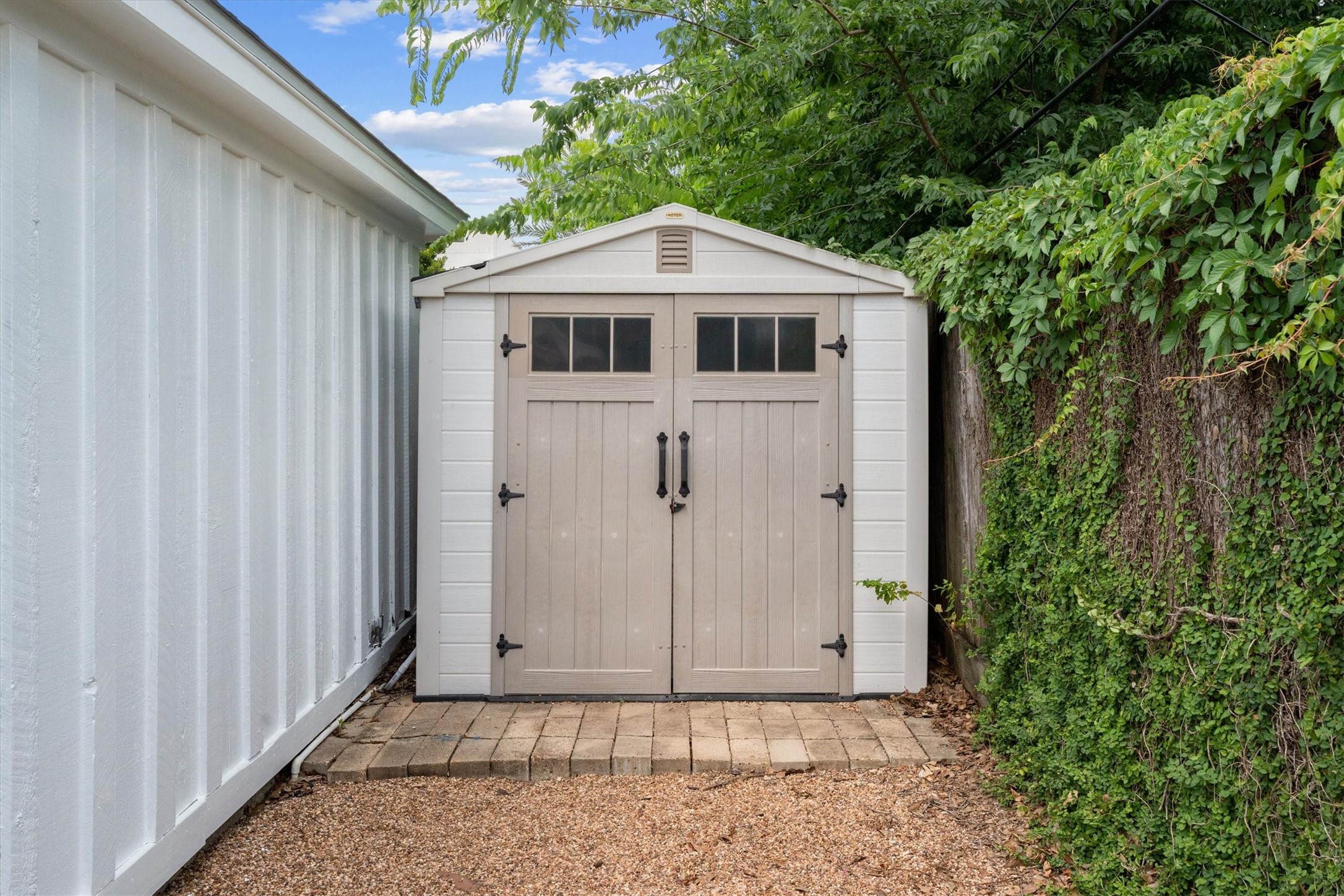 1328 Bingle Road Houston, TX 77055 - Photo 44 of 48