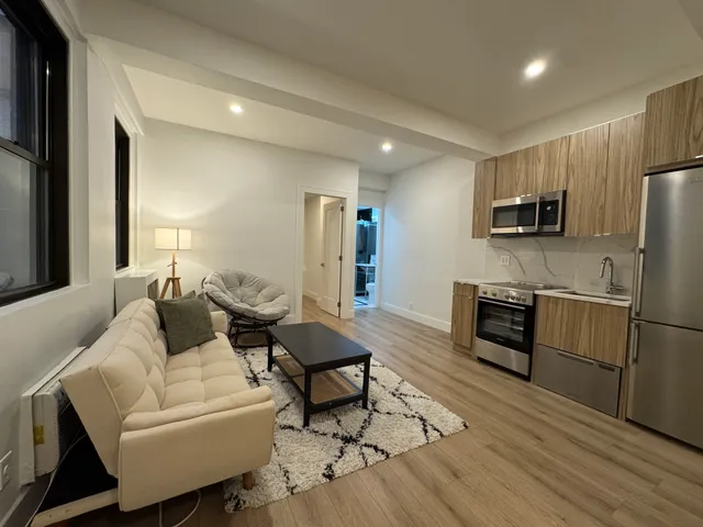 $4,282 | 138 East 38th Street, Unit 9A | Murray Hill
