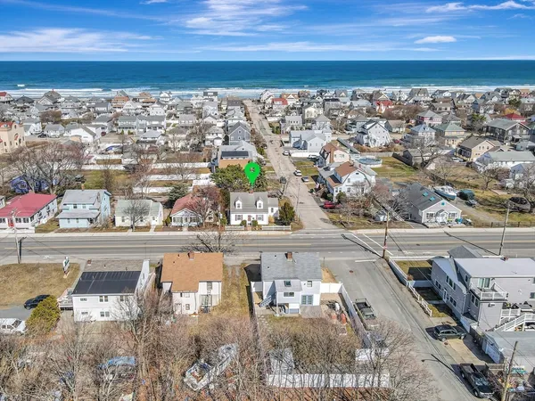 $725,000 | 580 Nantasket Avenue, Hull, MA 02045