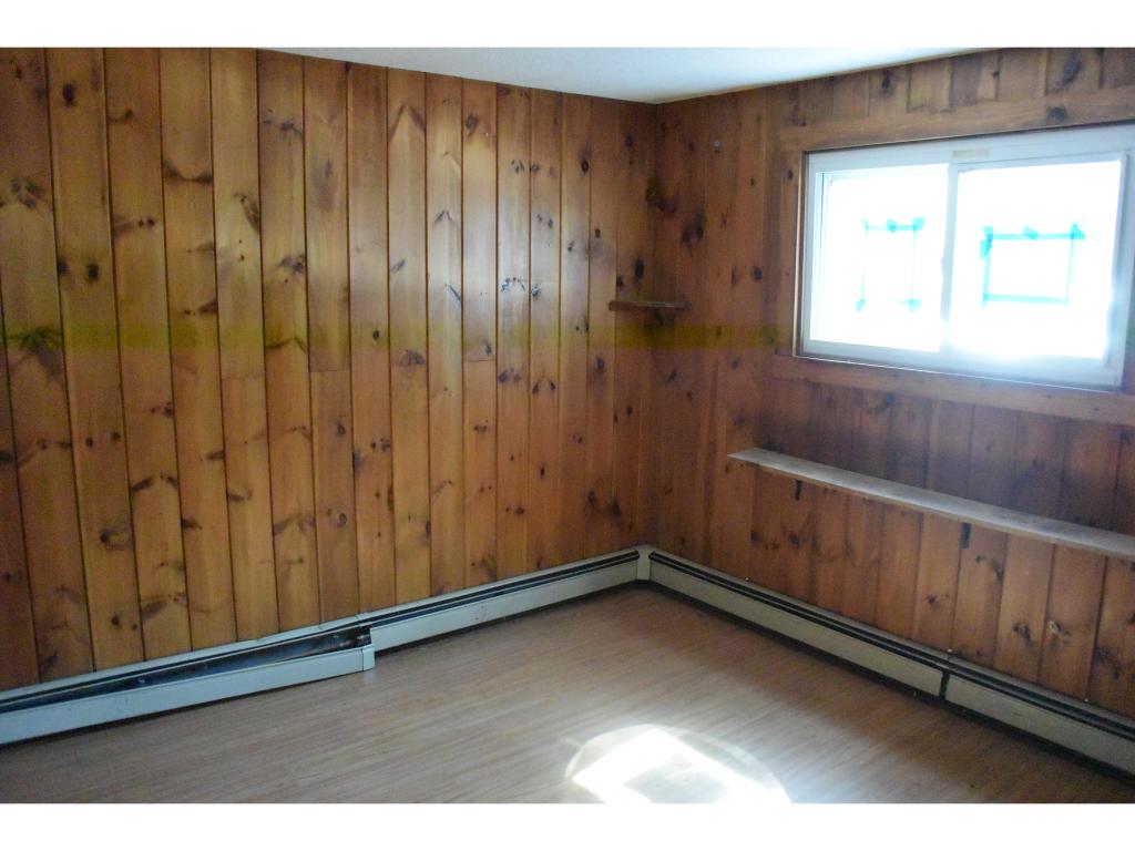 122 Old Town Road Weare, NH 03281 - Photo 15 of 18