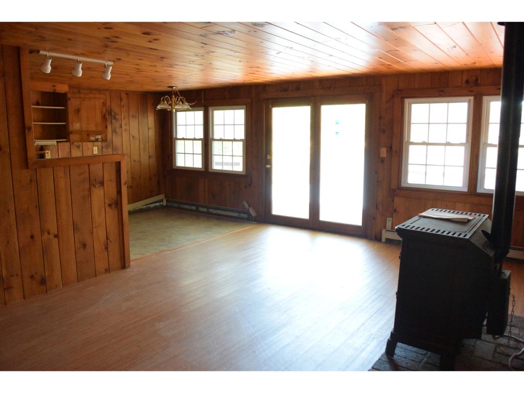 122 Old Town Road Weare, NH 03281 - Photo 7 of 18